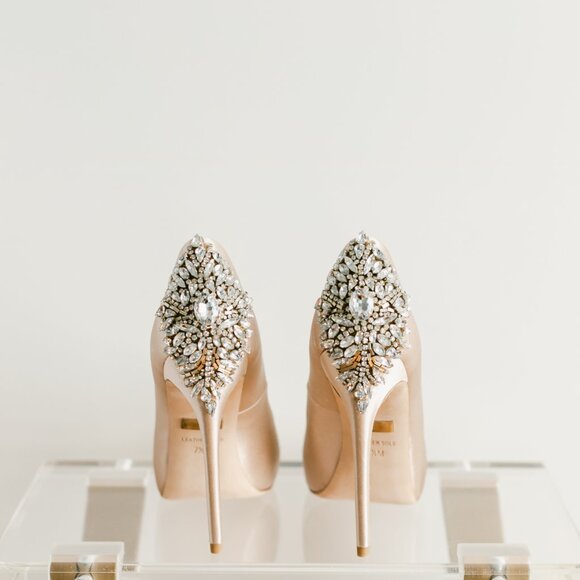 Badgley Mischka Kiara Pump Women's 7.5 Latte Platform Satin Open Peep Toe - Picture 6 of 16